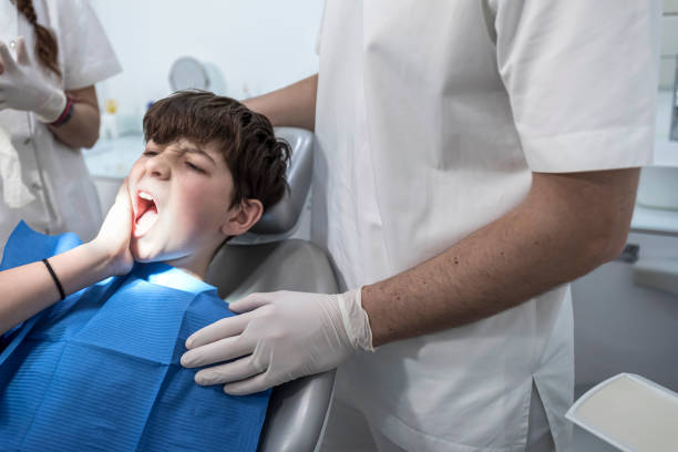 Best Emergency Broken Tooth Repair in Napervle, IL